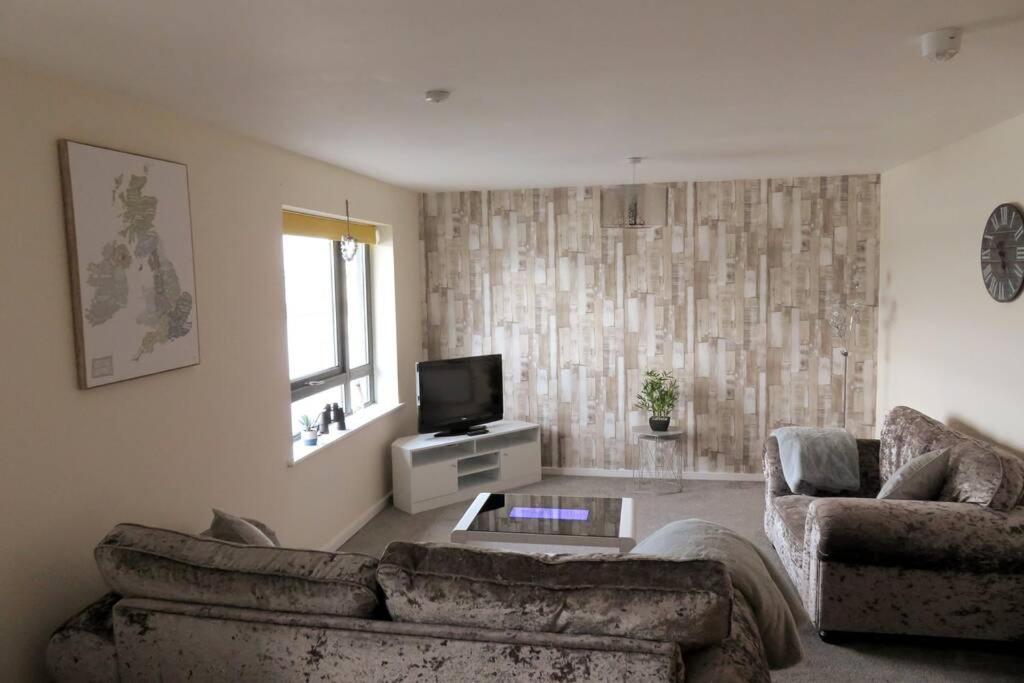Home From Home With Fantastic Views 2 Runcorn Exterior photo